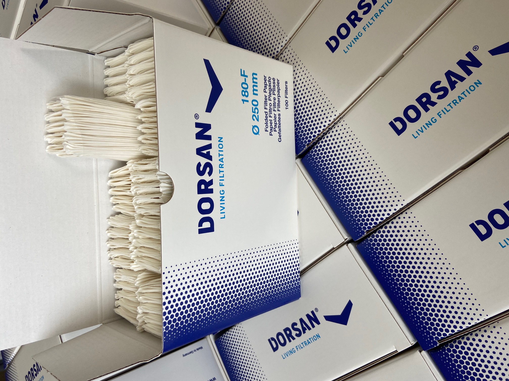 Muestra de papel filtro plisado Dorsan